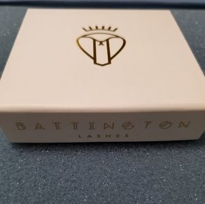 Battington Beauty Monroe lashes